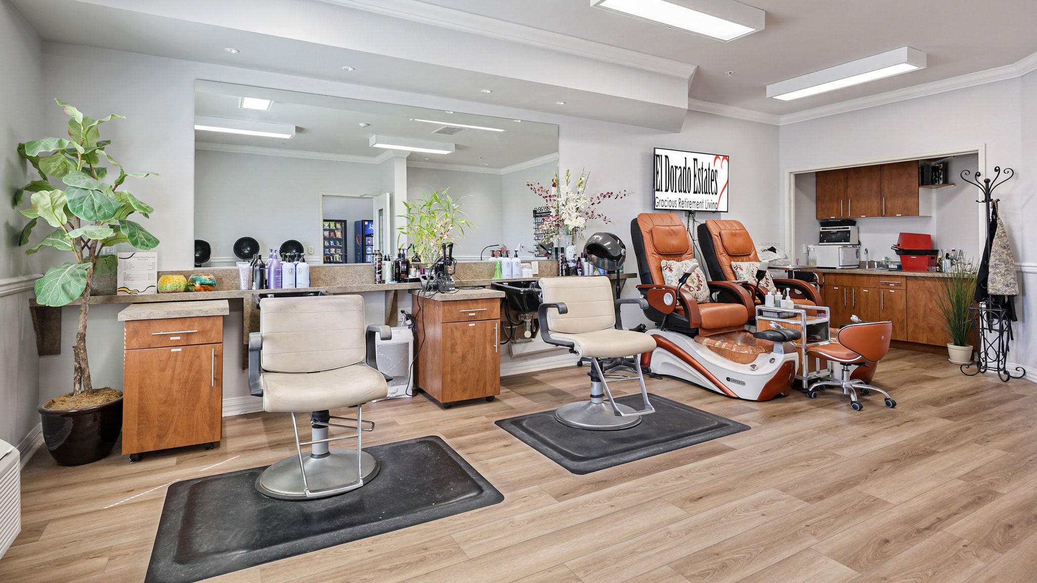 El Dorado Estates salon